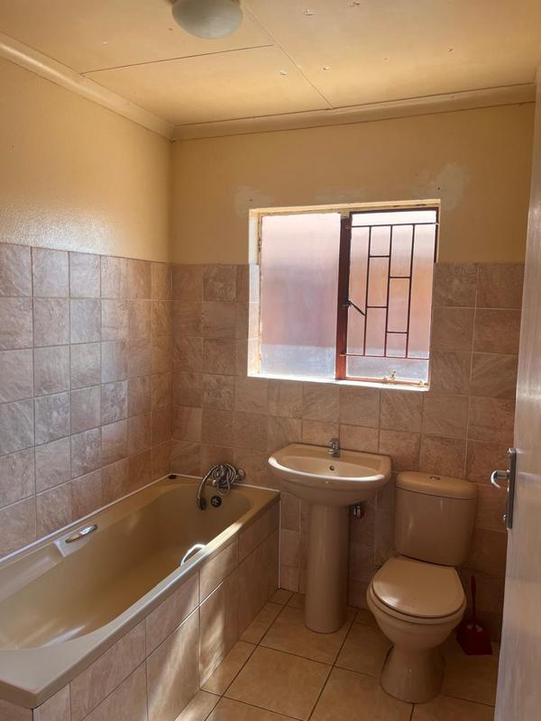 2 Bedroom Property for Sale in Mmabatho Unit 15 North West